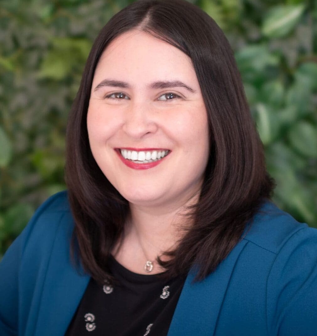 Dr. Chava Nerenberg, PhD, a clinical psychologist specializing in LGBTQ+ affirming care, trauma, and multicultural counseling.